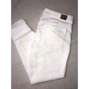 America Eagle white straight leg jeans